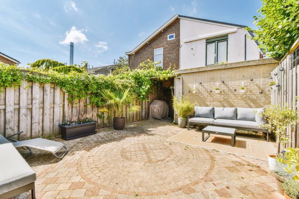 Courtyard Patio Service in Fairfax